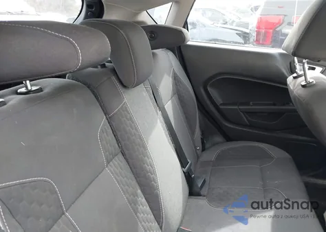 2015 Ford Fiesta Se z USA, uszkodzony, nr VIN 3FADP4EJ3FM140531